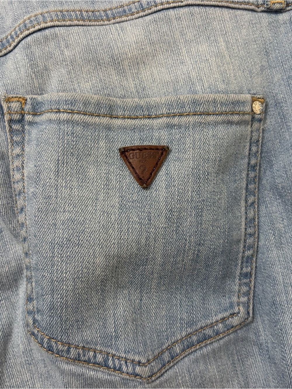 Guess Light Blue Skinny Jeans - Picture 4 of 6